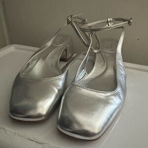 Zara Silver Heels with Sleek Design